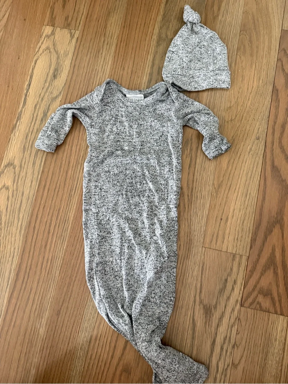 aden + anais Heather Gray Infant Gown and Knot Hat Set
